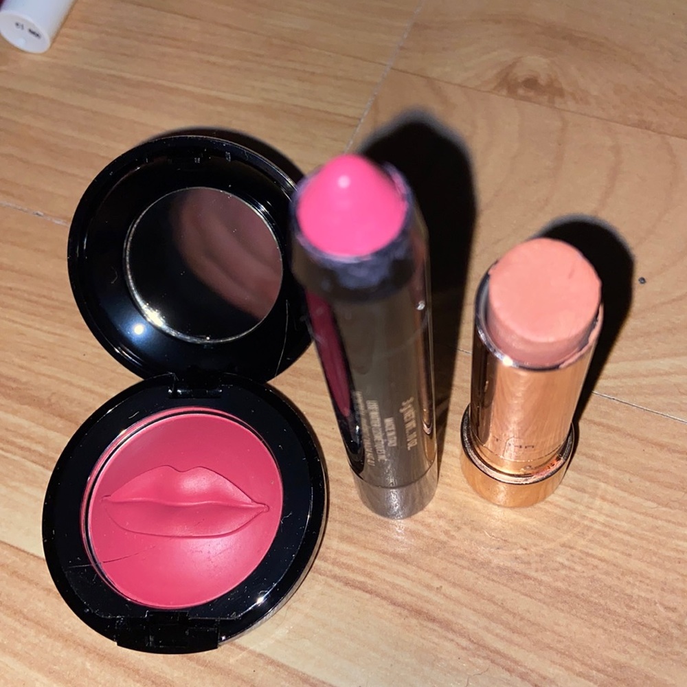 LIPS 👄 LIPS 👄 soft smooth glamorous LIPS